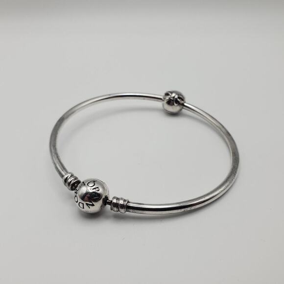 Authentic Pandora Dainty Bow Clip with Bangle Bracelet – 7.5” Sterling Silver - Picture 1 of 9